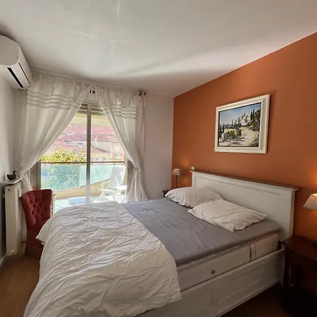 Center 2, By Welcome To Appartement